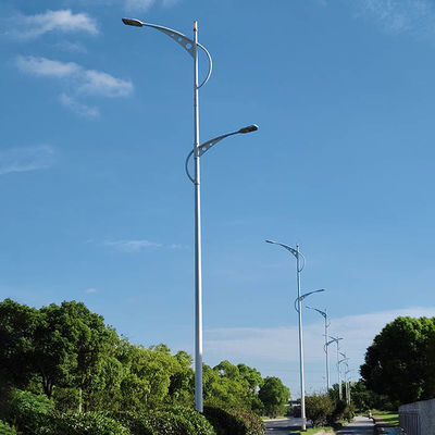 Aanpasbaar ontwerp van straatlichten met warm gegalvaniseerd staalmateriaal