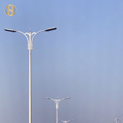 Op de grond gemonteerd 3m 6m 8m 12m aangepast warm gegalvaniseerd achthoekig buitenlamppaal voor straatverlichting