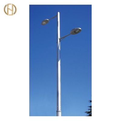 Eenarmstaalbuis aanpasbare elektrische straatlantaarnstaf met warm gegalvaniseerde coating