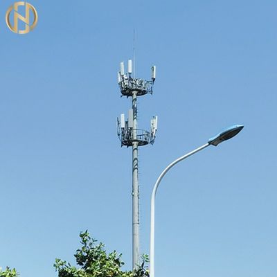 Zonne Multi Piramidale de Vormgrond van Straatlantaarnpool Opgezet met Grondplaat