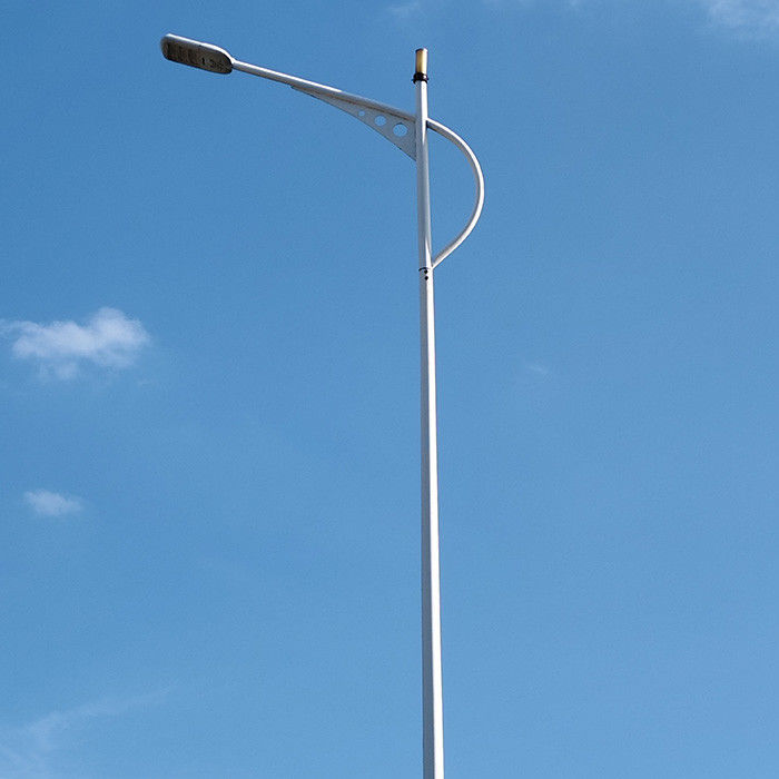 Aanpasbaar straatlantaarn met warm gegalvaniseerd stalen materiaal perfect voor buitenverlichtingsprojecten