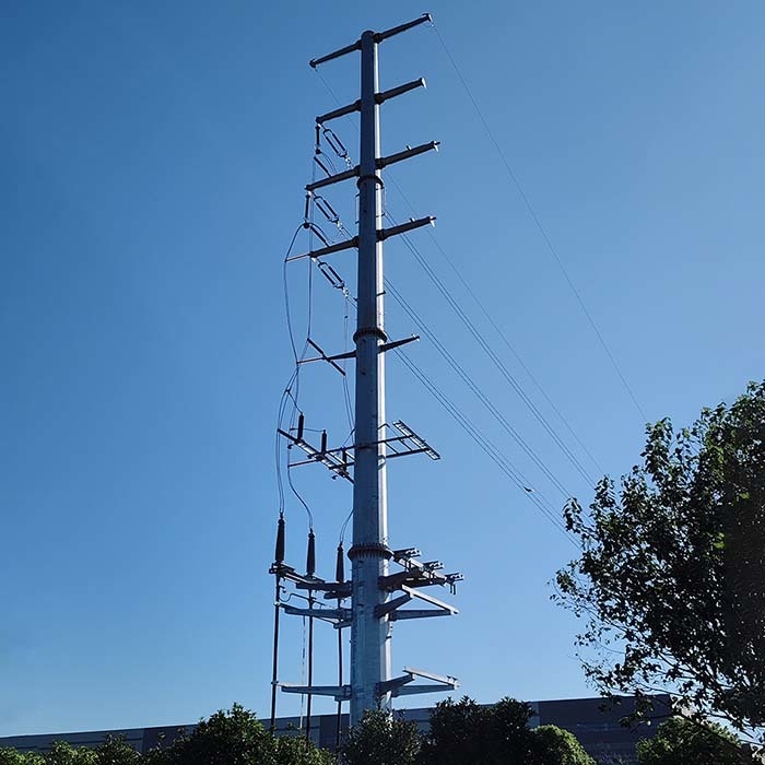 Hot-dip gegalvaniseerd hoogspanningsstroom elektrische transmissielijn paal elektrische apparatuur