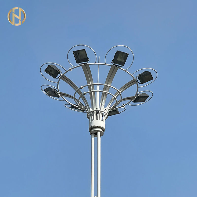 30 m hoge mastpool met hefsysteem en warm gegalvaniseerd staal voor stadionverlichting en 50000 uur levensduur